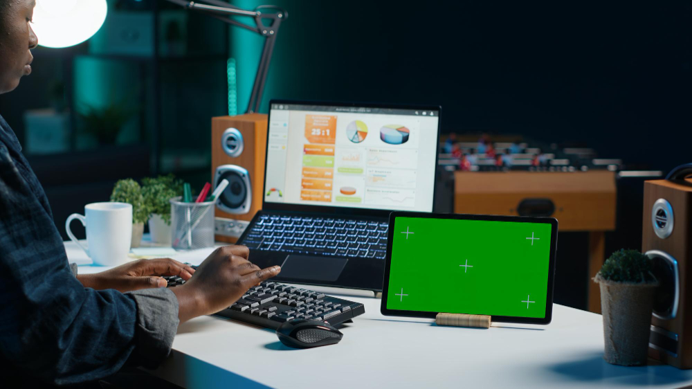 Streaming Platform Analytics: Enterprise Architectural Blueprint for Data-Driven OTT Growth